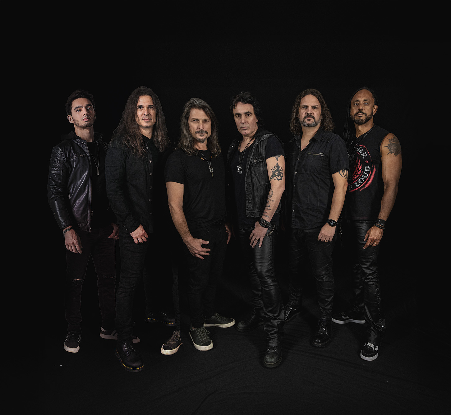 Angra με Kiko Loureiro για το Holy Land 30th Anniversary